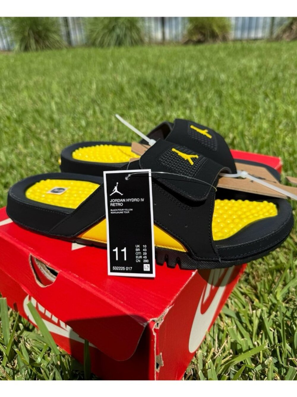 11 MEN'S Jordan Hydro IV 4 Retro Thunder Slides Black Tour Yellow 532225-017 New